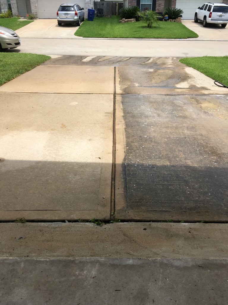 House Siding Soft Wash Before and After